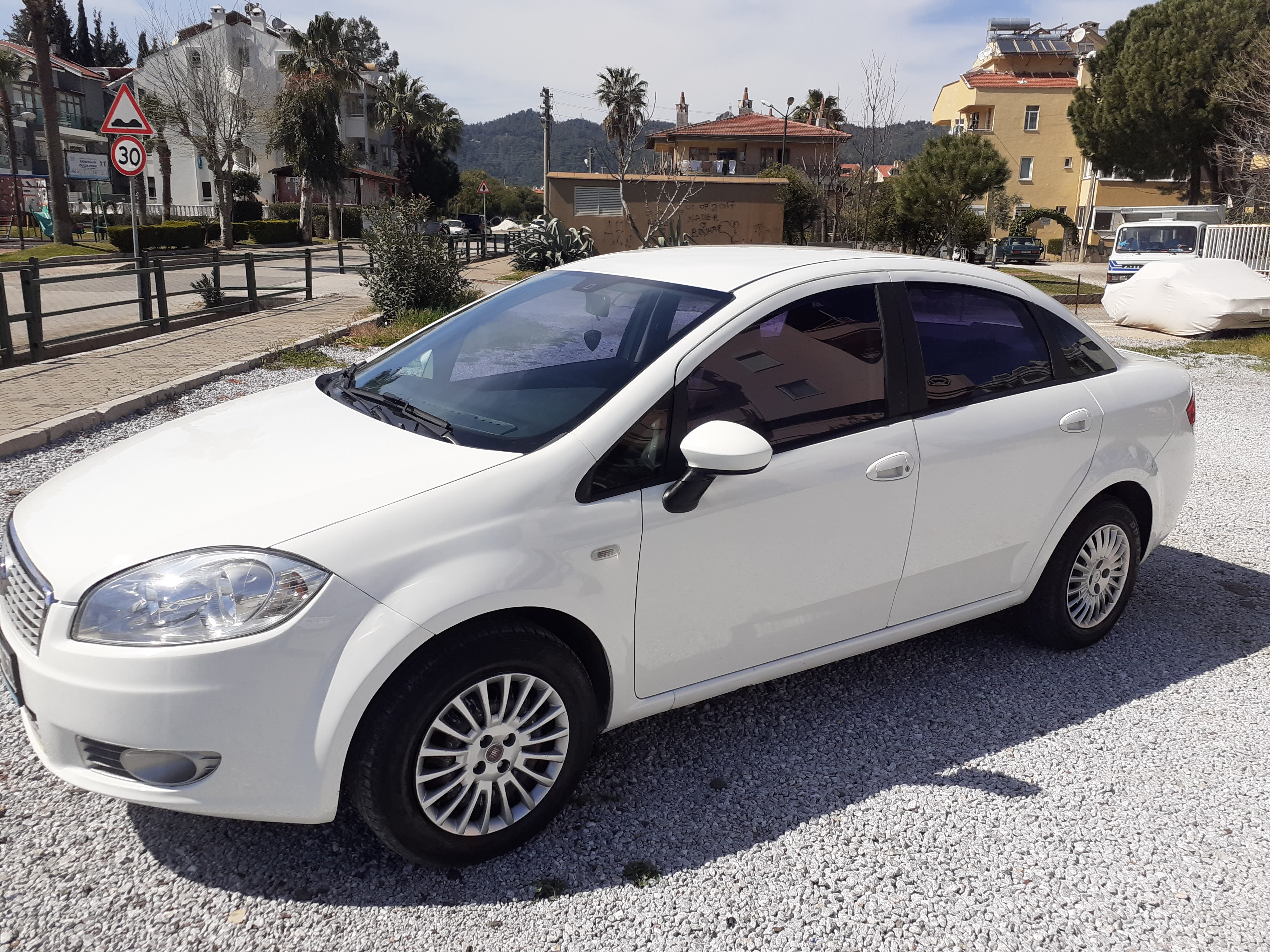 FİAT LİNEA