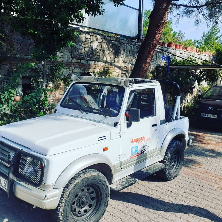 Suzuki Samurai Jeep