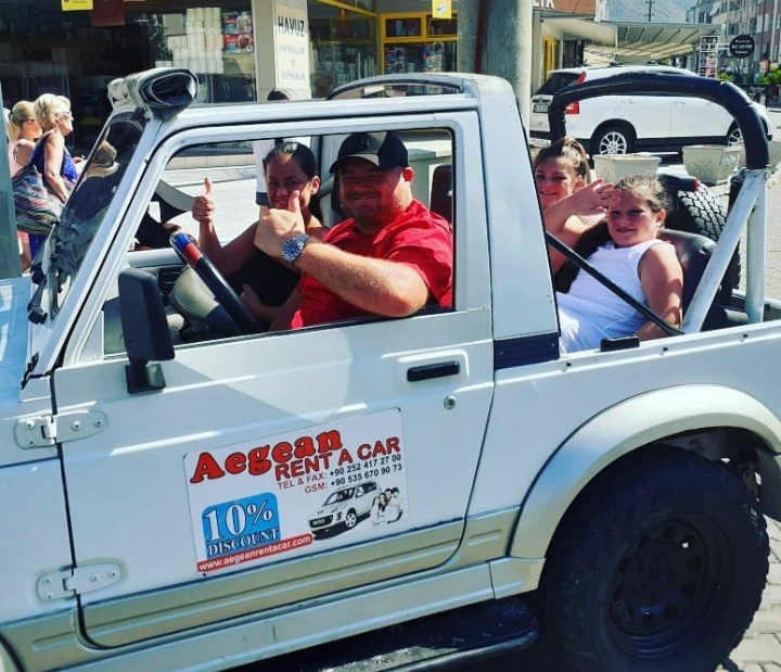 Suzuki Samurai Jeep
